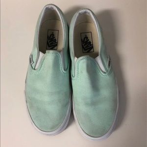 women’s slip on vans